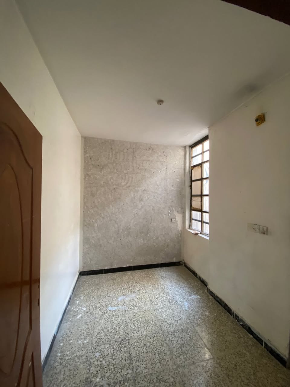 💎 للإيجار في السيدية 💎
📢 منشور رقم: ((549))
🏠 مكتب المتحدة للاستثمار العقاري
بيت💒 طابقين  مساحة 50متر       
يتكون من:. 
💠2 غرف نوم 
💠 صالة واسعة
💠 مطبخ 
💠 خدمات 
بدل الايجار ٦٥٠ الف  
📍 الموقع: السيدية”  

————————————
📞للاستفسار:☎️ ***********

📍 موقع المكتب:
 السيدية – قرب  مجمع السفير 

🏢 المتحدة للاستثمار العقاري
