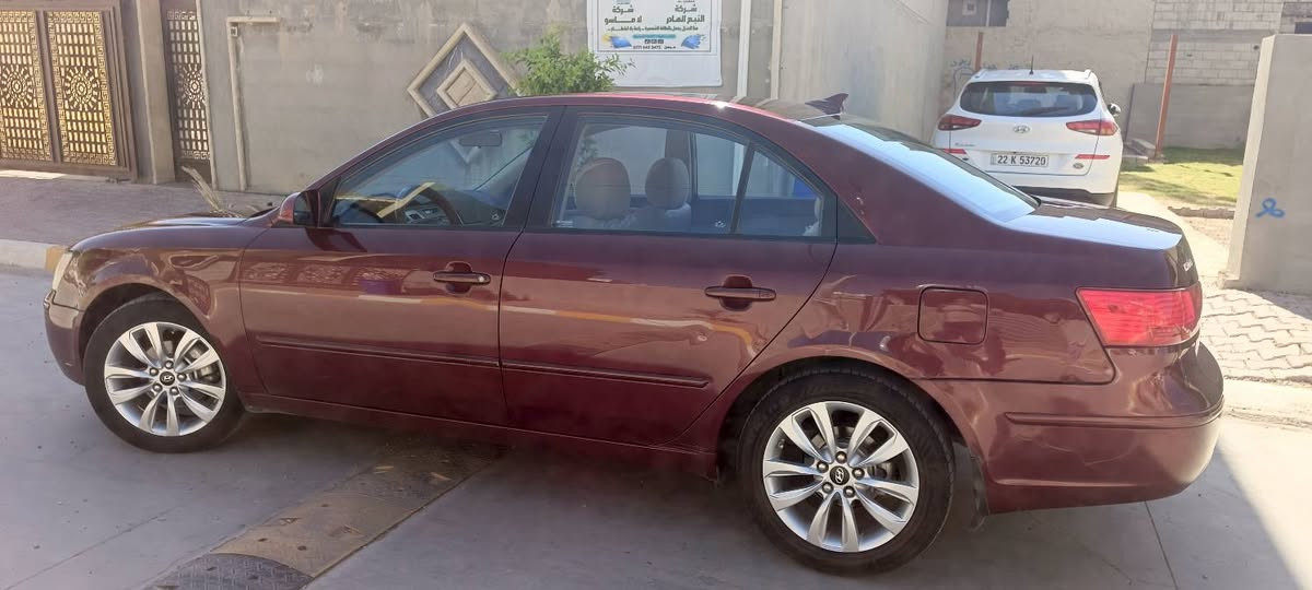 السلام عليكم للبيع هونداي سوناتا مديل 2010 محرك 2400 امريكي المرغوب بيها جامرلغ خلفي فقط رش كير محرك صدر تبريد شركه سعرها 115 ومجال بسيط 
مكاني كركوك ***********
