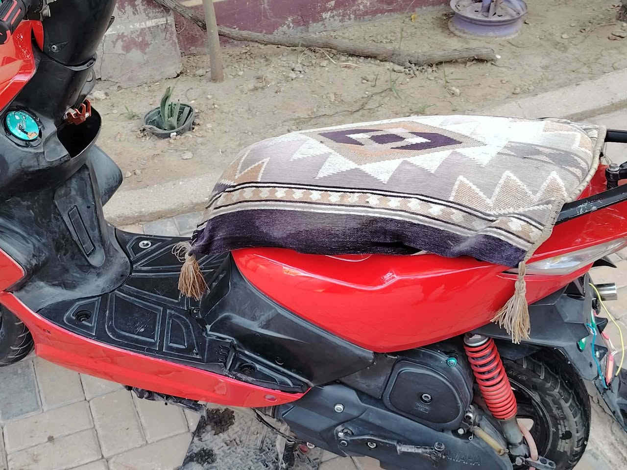 سلام عليكم عدي دراجه ماكس للبيع السعر ٨٠٠ وبيهه مجال عنوان كربلاء الحسينيه وهذا الرقم التصال مكفوله من كلشي ***********
