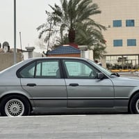 بي ام دبليو 5 • مكينة مكفول • صبغ عام