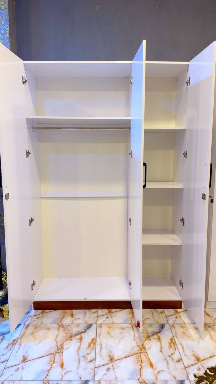 كنتور 3 باب عرض 135 سم عمق 48 سم ارتفاع 210 سم يوصل بالكارتون ما مشدود


**إذا كنت صاحب هذا الإعلان وتريد حذفه لأي سبب، رجاءا أرسل رسالة إلى الدعم الفني**