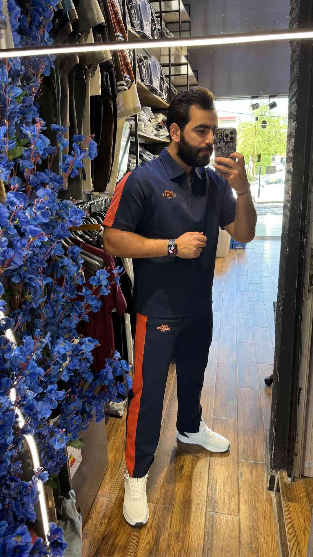 - [ ] تراك قطن قالب راهي ✔️
- [ ] 
- [ ] السعر ( 45,000 ) الف ✔️

 - [ ] قياسات (-M-L-XL-XXL3XL) ✔️

- [ ] العنوان / بغداد / حي الخضراء / مجاور مركز الشرطه ✔️

- [ ] توصيل كل العراق ( 5,000 ) الاف ✔️


**إذا كنت صاحب هذا الإعلان وتريد حذفه لأي سبب، رجاءا أرسل رسالة إلى الدعم الفني**