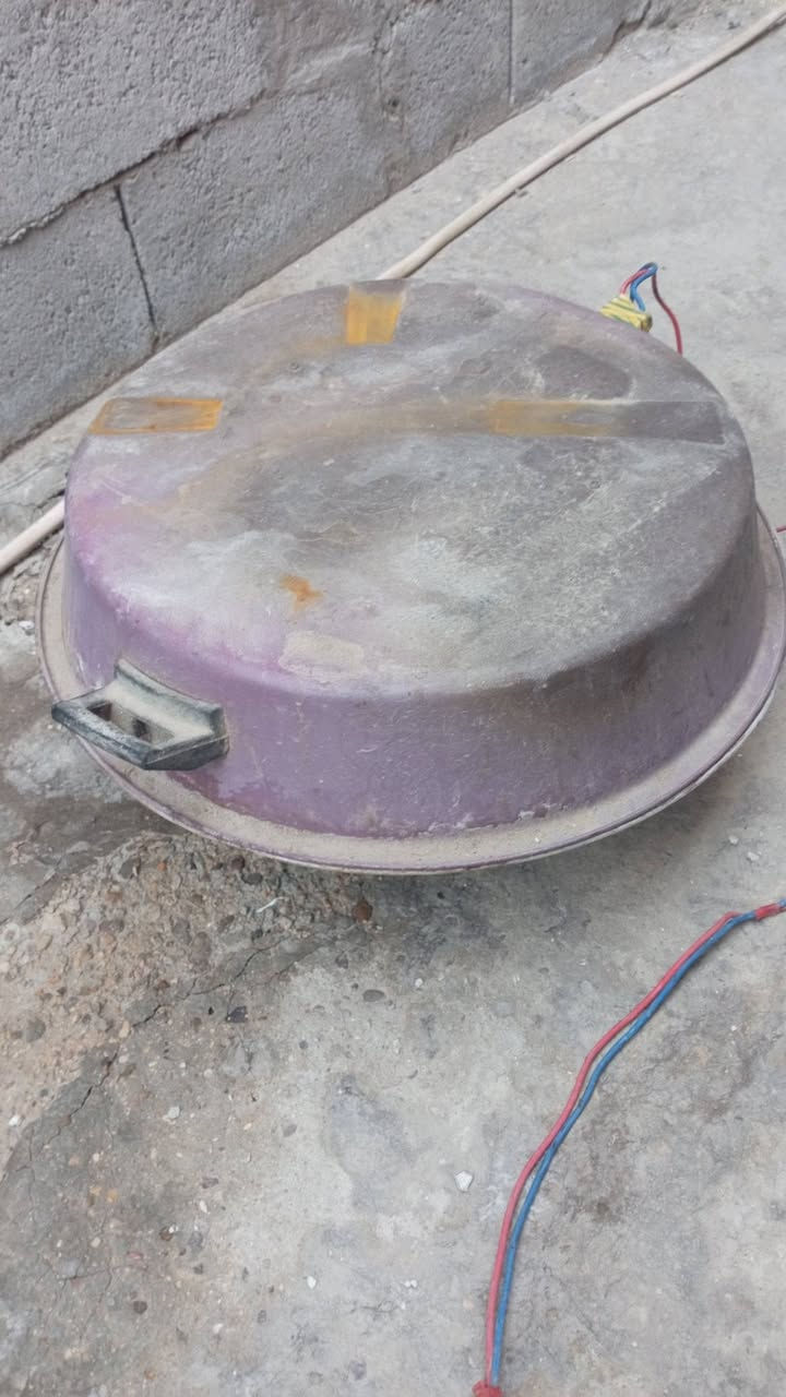 السلام عليكم تنور كهرباىي للبيع ب15وحجله ب15مكاني الزهور ***********
