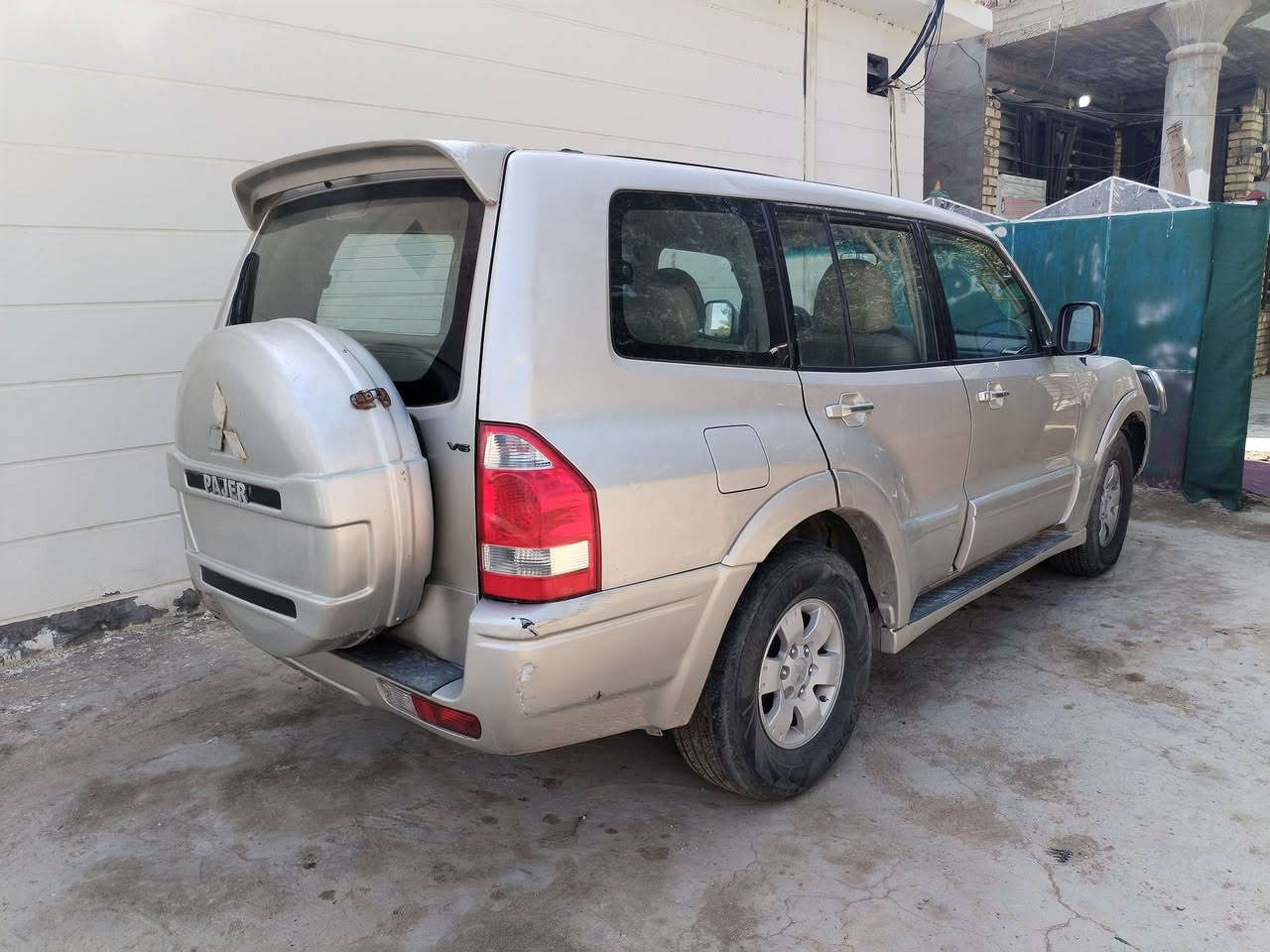 باجيرو ٢٠٠٦ للبيع رقم بابل باسمي مكاني طويريج بيهه صفحة صبغ أثر حادث بين باب السايق والجاملغ الأمامي تبريد ثلج مكينه بيه لاستيك ولف كير خير من اريده ٧٠
رقم الهاتف ***********
