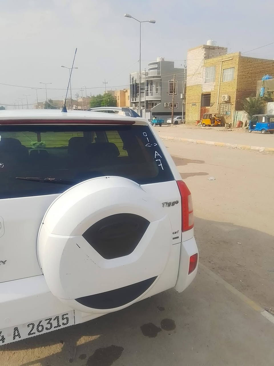 السلام عليكم للبيع او مراوس
شيري تيكو 2013‪ 
مكينة وكير مكفولات تراي وين ماتريد 
تبريد نقص غاز فقط 
حدادية جاهزه
صبغ عام بدون ضربة خياس ومعمر 
تخم تاير باتري جديد 
جاهزة السيارة من كلشي 
بأسمي رقم نكليزي هزه جديد 
السعر 40 وبيهة مجال

العنوان ناصرية المركز 
***********‪
