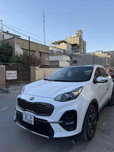 السلام عليكم
كيا سبورتج خليجي جيتي لاين موديل٢٠٢٠ 
الشركة الدولية ماشية 71الف كيلو حقيقي
فول مواصفات ١/١ معروفة 
محرك ٢٠٠٠ دوش 
رقم بغداد جديد وهزه جديده تحويل ثاني يوم 
السياره بيه باب خلف سايق صبغ  وكم مكان بارد 
بانوراما.بصمة دخول وتشغيل.سايد بريك بصمة.مانع منحدرات.شاشة كبيرة.اريل نفكيشن.شاحن واير ليس .تشغيل عن بعد شفتات سرعة.اوتو هولد.جنطة كهرباء.كشنات جلد بلادي و كهرباء.داخل لونين حمصي واسود.حساس امامي وخلفي.خمسه ويل كب .قطعتين تبريد بيانو.كامرة خلفيه.تحكم ستيرن.شاشه قرائه الاعطال 3 انضمة قيادة …
سيارة جاهزة من كل النواحي صدر تايرات
السعر 208  وبيه مجال بسيط
مكانه بغداد المنصور
***********

