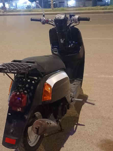 السلام عليكم شباب بوليسي للبيع صارلها 3 اشهر من طالعه من المعرض
مستعجل ع بيعتها
موديل 2007 كلها بلاديه ختم وي المكينه
مكفنه بلاديه 49
ممفتوح بيها برغي 
كهربائيات كلهن شغالات
لايت عالي ناصي 
سكن اشاير يمنه يسره
قفل جنه قفل ستيرن
اصطب لايت وبك لايت
بريكات امامي خلفي
طستها تخبل مكينه خرسه
الشراي يجي خاص او يتصل ع رقم 
***********
سعر مناسب خواتها تره ب850 وانته صاعد
