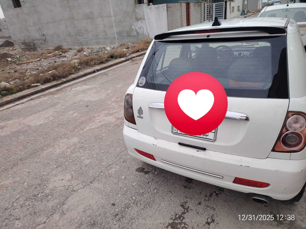 ليفان ٣٢٠ موديل ٢٠١٣ رقم نينوى سنوية لحد ٢٠٢٧
تشتريها من شرعيها
ماشية ١١١ كيلو قابل للزياده شرط المحرك والكير
الحادث بسبب التحرير جهة السايق باب السايق و الراكب فقط مصبوغ و بيها بالسقف ابضا صبغ و مكانات اثر الشظايا تاخذها صبغ عام بجم كبس ما بي اي ضربة شواصيها ما بيها اي ضربة و نظيفة 
الادامة :
قاعدة فيت بم جديدة بلكات ووايراتهم جديد نوزلات تنظيف كامل طخم تايرات جديد اربع تايرات كمبريسر تبريد و غاز و راديتر كلو جديد بالصيف سويتو سياره نظيفة وكاعدة
للتواصل على الرقم ***********
