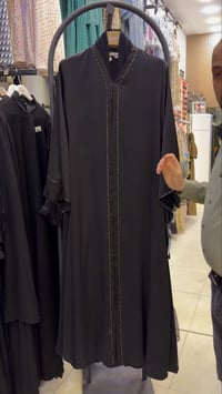 عبايات • مقاسات كاملة • ديوانيه