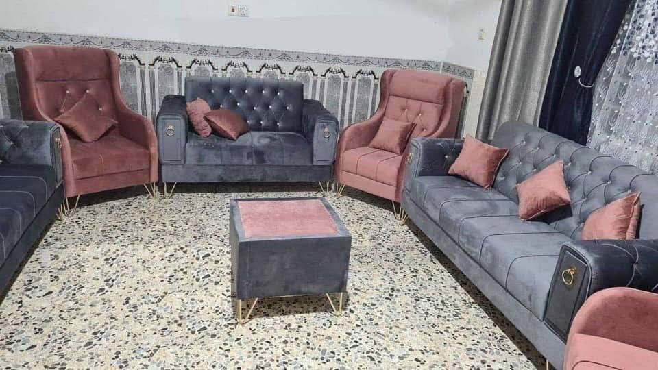 تخم 10مقعد 425
9مقعد ب385
 8 مقعد 360
  7  مقعد 335
6 مقعد ب 325
  5 مقعد قنفه ثلاثيه وكراسي عدد2   
  5 مقعد ثلاثيه وثنائيه 295 الف

مواصفات الخشب
الظهر /چام روسي 
المقعد /بلوك اسود 
الصدر /خشب مضغوط
الاسفنج / مميز 8سم 
القماش / قديفه
الرجل / حديد
واذا اختار الزبون (كتان) او (وتر بروف)
يصعد (25)
توصيل بغداد 5
اطراف 15
محافظات حسب البعد


**إذا كنت صاحب هذا الإعلان وتريد حذفه لأي سبب، رجاءا أرسل رسالة إلى الدعم الفني**