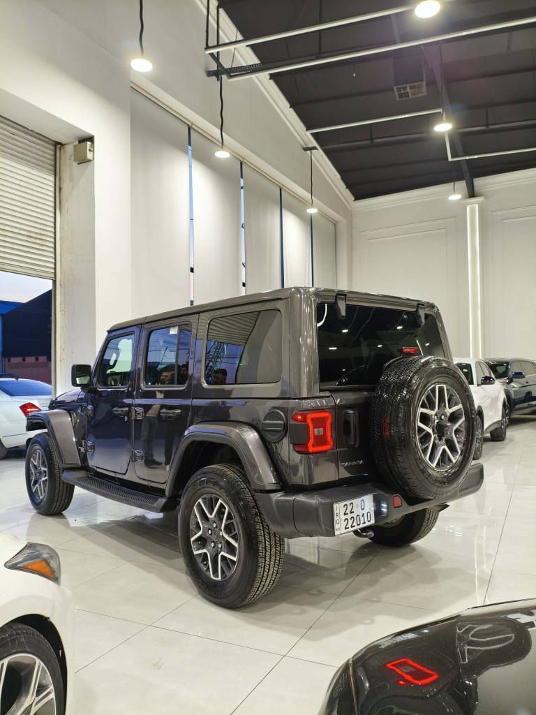 2025 jeep wrangler sahara 
کوردی عربی
سعر بلاش بلاش فقط 270$ ورقە و مجال 🤯

صبغ فقط چاملغ امامی و بنید مبدل بلادی و مکانین تعدیل بارد ✅
السیارە وارد امریکی فوول مواسفات
محرك 4 سلندر تیربو
گیر محرک کهربایی کلش بشرط✅
السیارە ب اسمی تحویل و غرامە نفسی یوم🔥
مکان اربیل
***********
*********** أربيل, العراق
