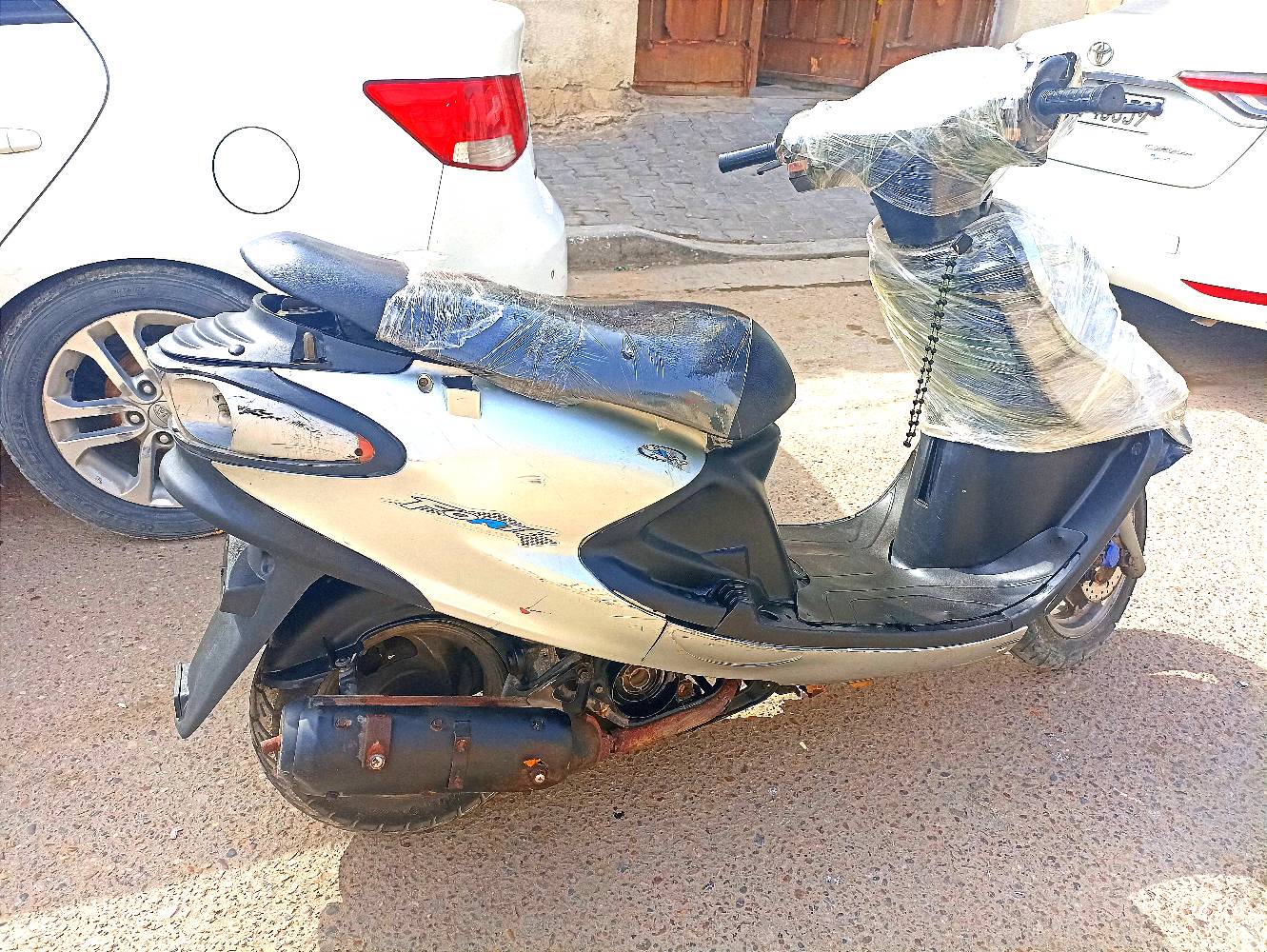 اسلام عليكم دراجه سيبسي موديل 14 دراجه بس الكفر الامامي بي كسر البريك الورا مجاي يكض دراجه مكانتها مامفتوحه بلادي دراجه حلوه مشاء الله 