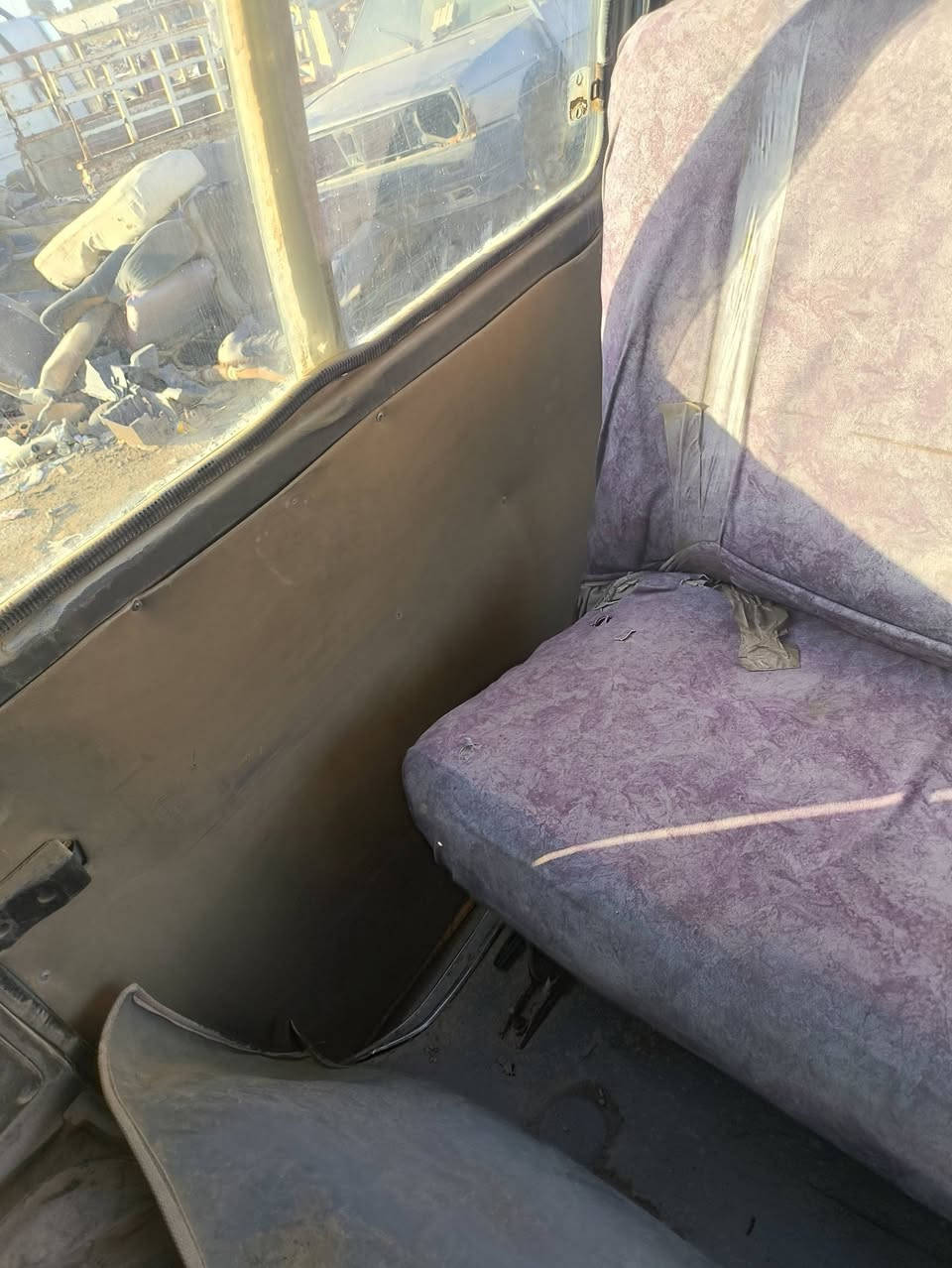 غراض كيا بستا متوفرة //مكينة نضيفه ع فحص //گير//اكسل//جامة امامية نضيفه ما بيها اي فطر //دشبول نضيف /كشنات نص عمر //دعامية امامية نضيفه //بيبان نضاف مكاني ديالى بعقوبة قرب جامعة ديالى رقم الهاتف ***********
