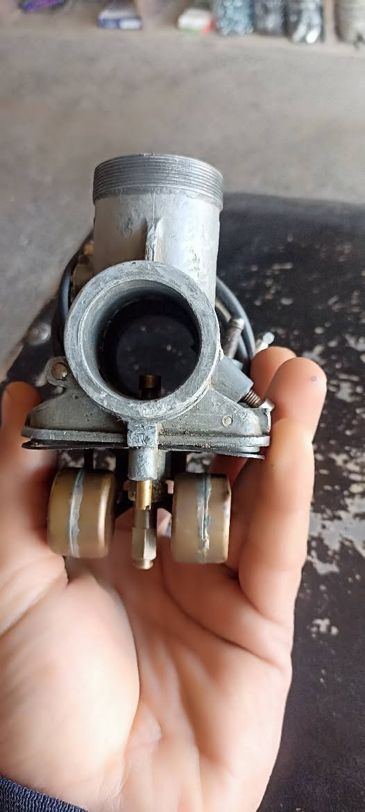 السلام عليكم كابريتر الماني شغاله فول كلش نظيفه للبيع سعر 65 العنوان الانبار الفلوجه *********** بي واتساب
