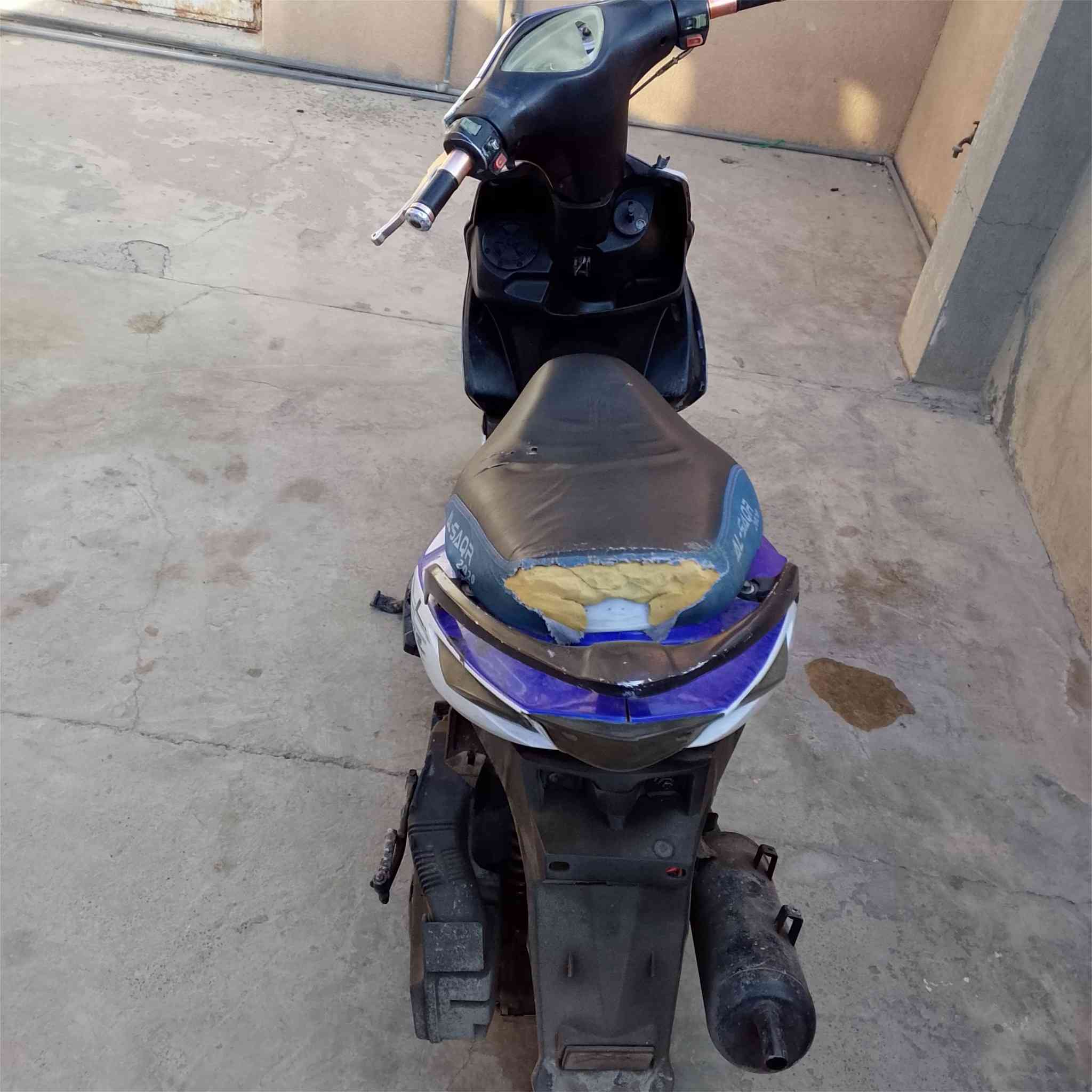 سلام عليكم للبيع ماطور ماكس ياباني موديل 20لاصرف لابخار بس يحتاج باتري نگره سلف لا بيها كسر كفر اي عيب مابي سعر 220بيها مجال حك جية مكاني كركوك رقم ***********واتساب
