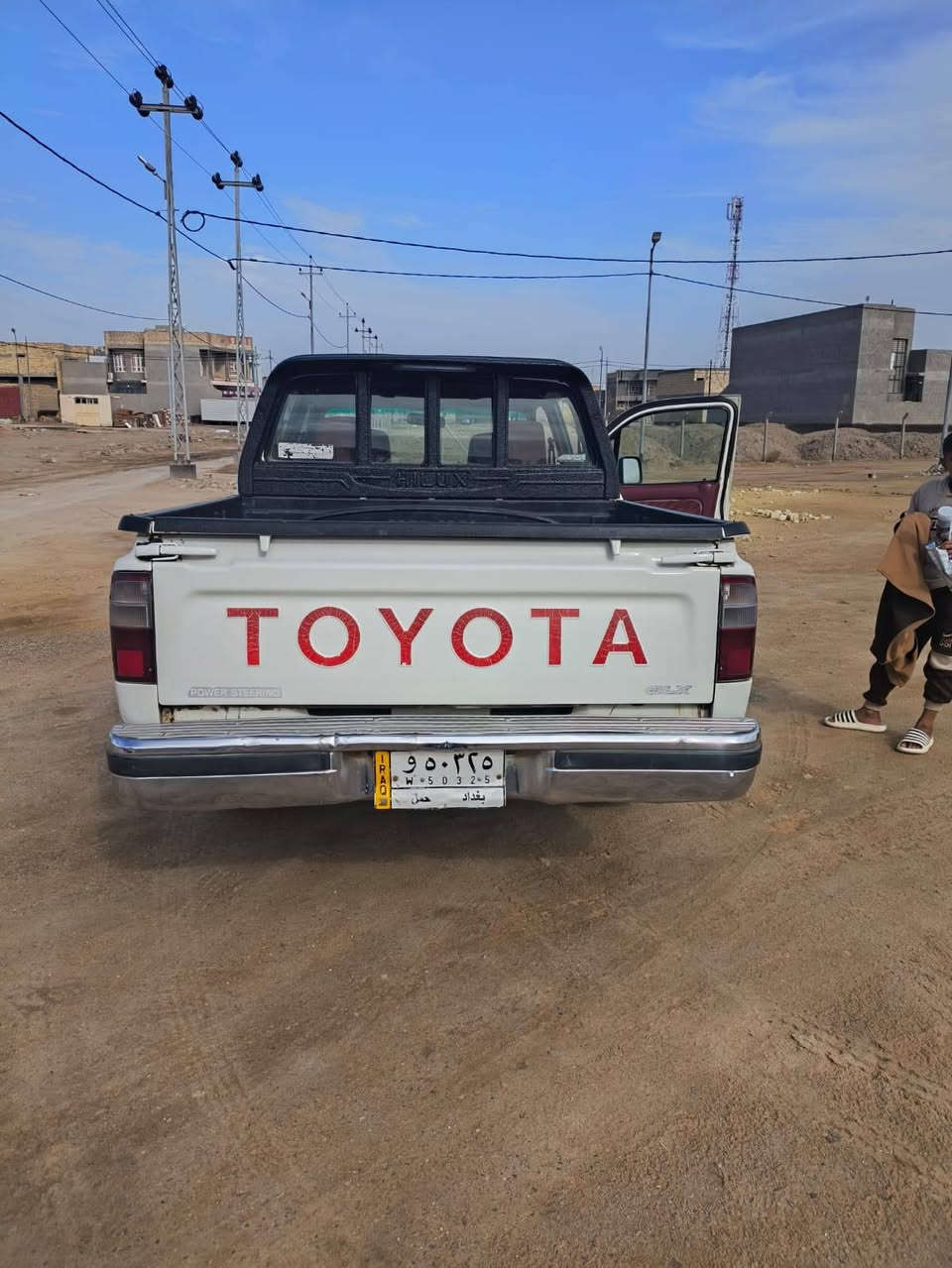 سلام عليكم
بيكم للبيع مديل 2001 شرط الفحص سونار كفاله

محرك مامفتوح وكير مامفتوح حداديه كهربايات جاهزه

رقمه (بغداد) ل29 السعر 120 وبيه مجال للشراي

اتصال مكانه ديوانيه *********** سياره مال جناي
