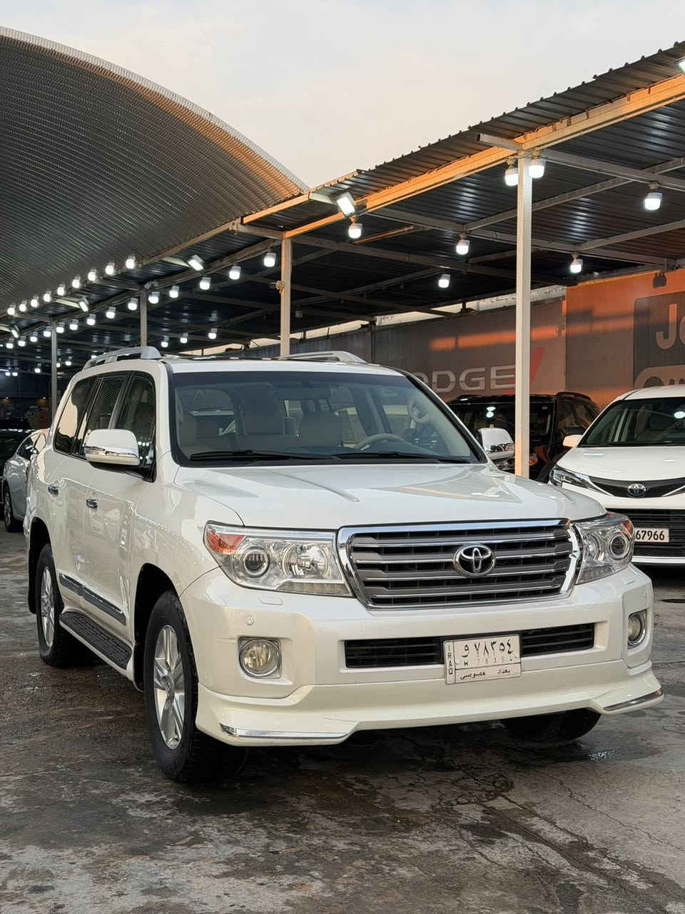 السلام عليكم
لاندكروز 2014 فطيم 
ماشيه 170 الف 
كفاله عامه من صبغ 
مكاني بغداد الكاظمية 
*********** 
***********
حسين ابو علي
