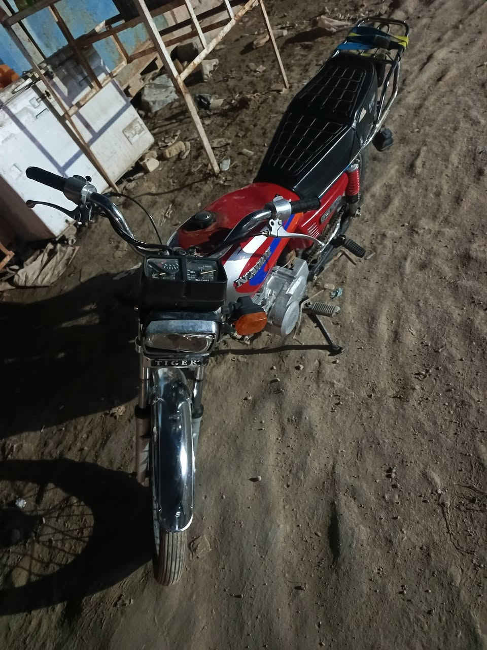 دراجه للبيع موديل21اوراق اصليه وكامله  ونضيفات  دراجه خير من الله عوزه ترتيب مكاني كوت سعر خاص ‏*********** لشراي ينتصل ويدلل
