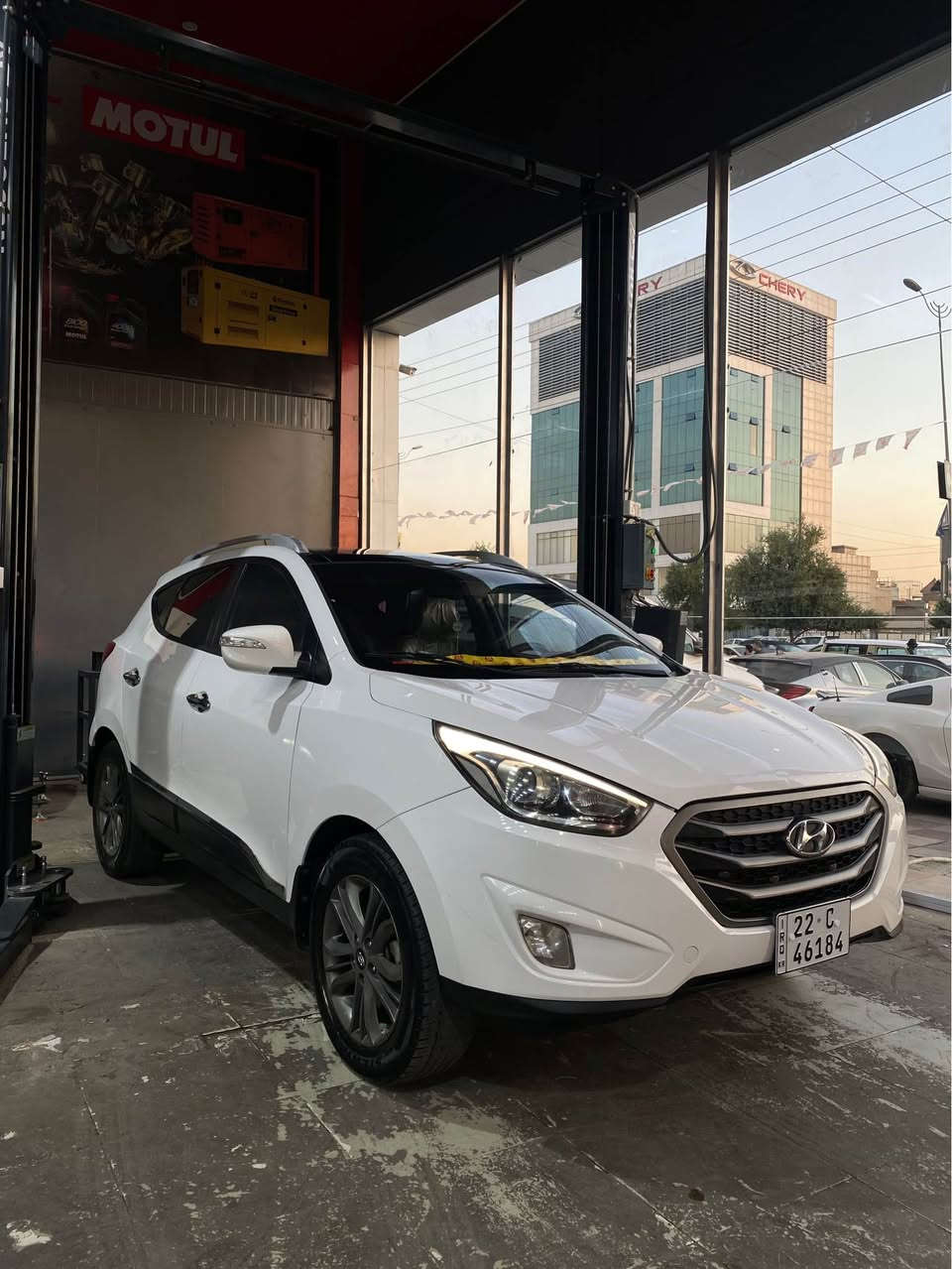 فول مواصفات ماعدا بصمة شاشة ايباد بانوراما تبريد قطعتين تحكم ستيرن ثلاجة لايت عدسة بيهة اقوى منظومة لايت هزة و فحص و سنوية رقم كلة جديد و باسمي تريد تحويل او وكالة ثاني يوم سيارة مال بيت م وماشية 138 الف حقيقي سيارة جديدة كلش بيه بابين رش فقط اثر طخة بدو دواخل وبيه مجال للطيبين *********** أربيل, العراق
