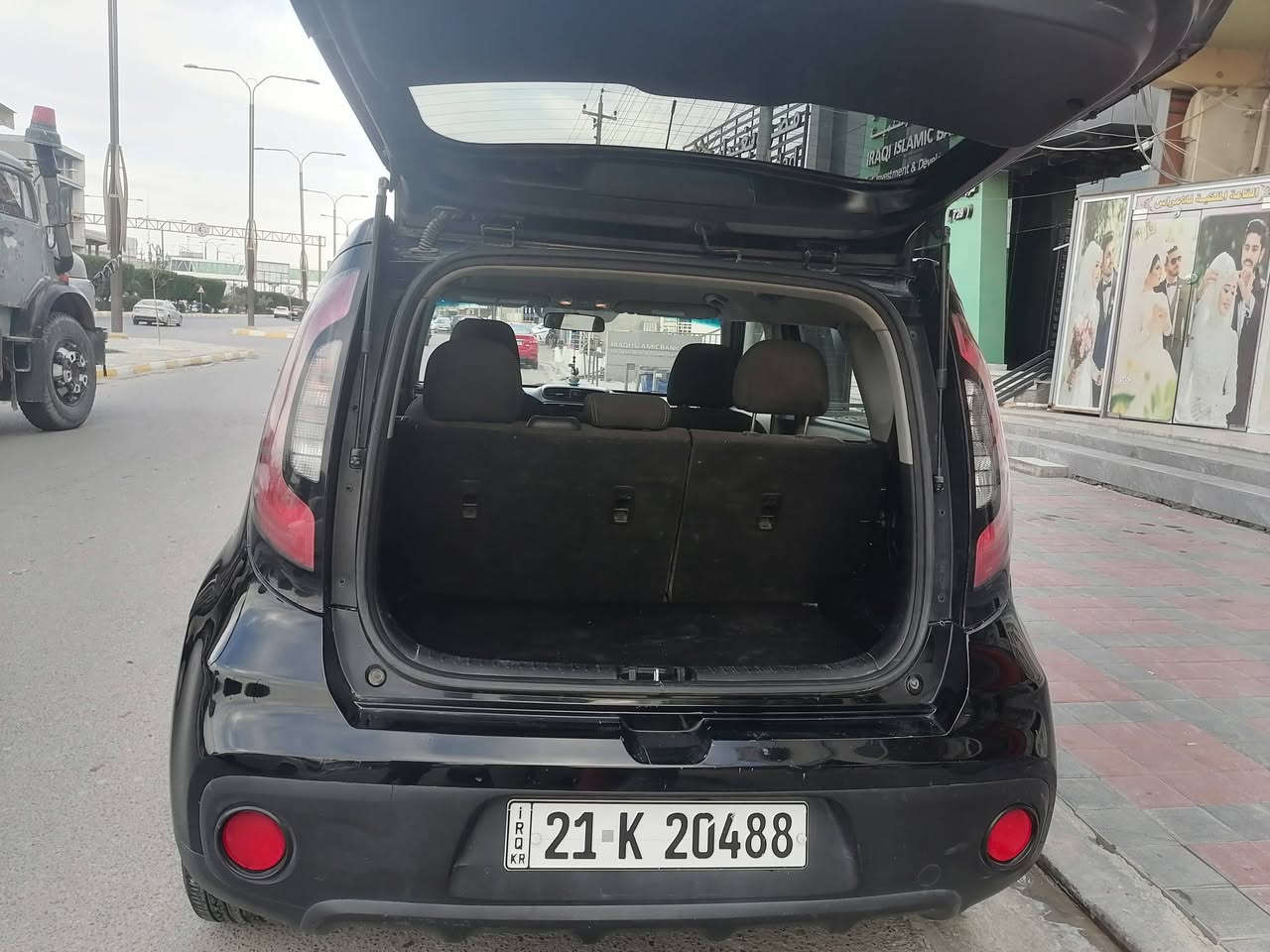 السلام عليكم ورحمة الله وبركاته
للبيع كيا صول 2018 وارد امريكي رقم سليمانيه انكليزي شرط تحويل كير ومحرك مكفولات تخم تاير جديد صدر امامي خلفي جديد بيه 3 قطع صبغ فقط حادثه من امريكا بنيد وجاملغ بدون دواخل بدون ايرباگ شرط تحكمات ستيرن داخله جديد لوك سيارة 🚗 جاهزه مابيه اي نقص ترايك وين متريد السعر ( 500 11 $ ) بيه مجال للاستفسار الاتصال على الارقام التالية ***********… . ***********
