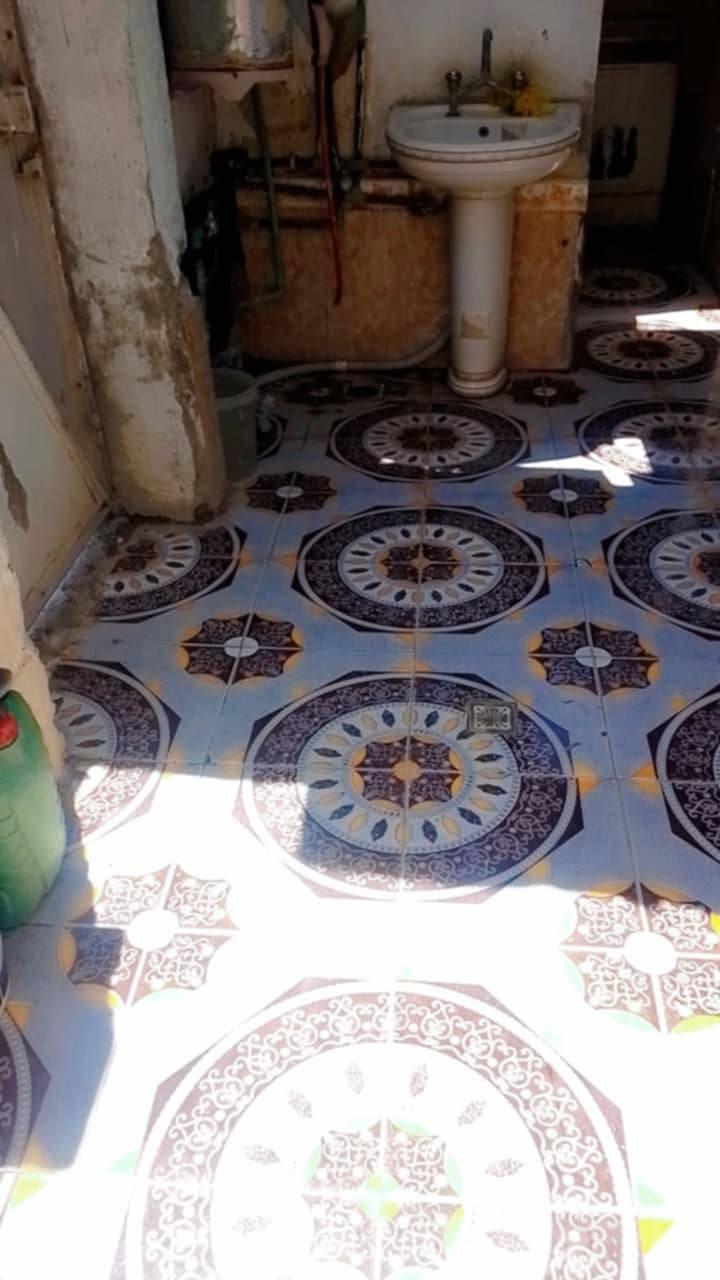 بيت زراعي للبيع 90 متر
مكانه سديناويه قرب مدرسة صفي الدين بناءه بلوك والسكف عكاده 
سعره 33 وبي مجال قليل


**إذا كنت صاحب هذا الإعلان وتريد حذفه لأي سبب، رجاءا أرسل رسالة إلى الدعم الفني**