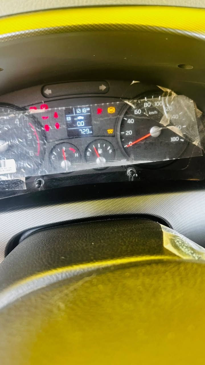 كيا حمل موديل2025 زيرو مامستخدمه رقم بابل شرط التحول مكفوله من الشخط
السعر175&
***********
