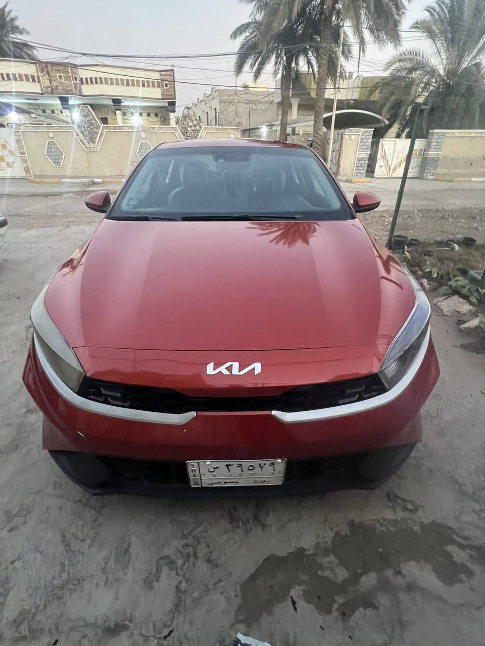 السلام عليكم فورتي 2022 للبيع لون مشمشي مميز رقم بغداد معوقين بعد 10 اشهر تصير حره حادثها جاملغ وبنيد بدون دواخل وباب السائق بي صبغ اثر الحادث مال امريكا السعر 135 وبيها مجال بسيط  مكاني بغداد البياع ***********
