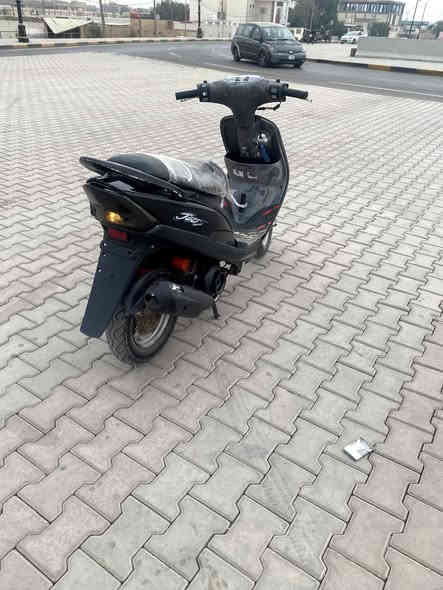 ماكس منغولي بوشة 55
تزويد صالنصة Fm
يدات بريك رياضي 
دبل خلفي رياضي 
السعر 700 وبيها مجال  
رقم ***********
