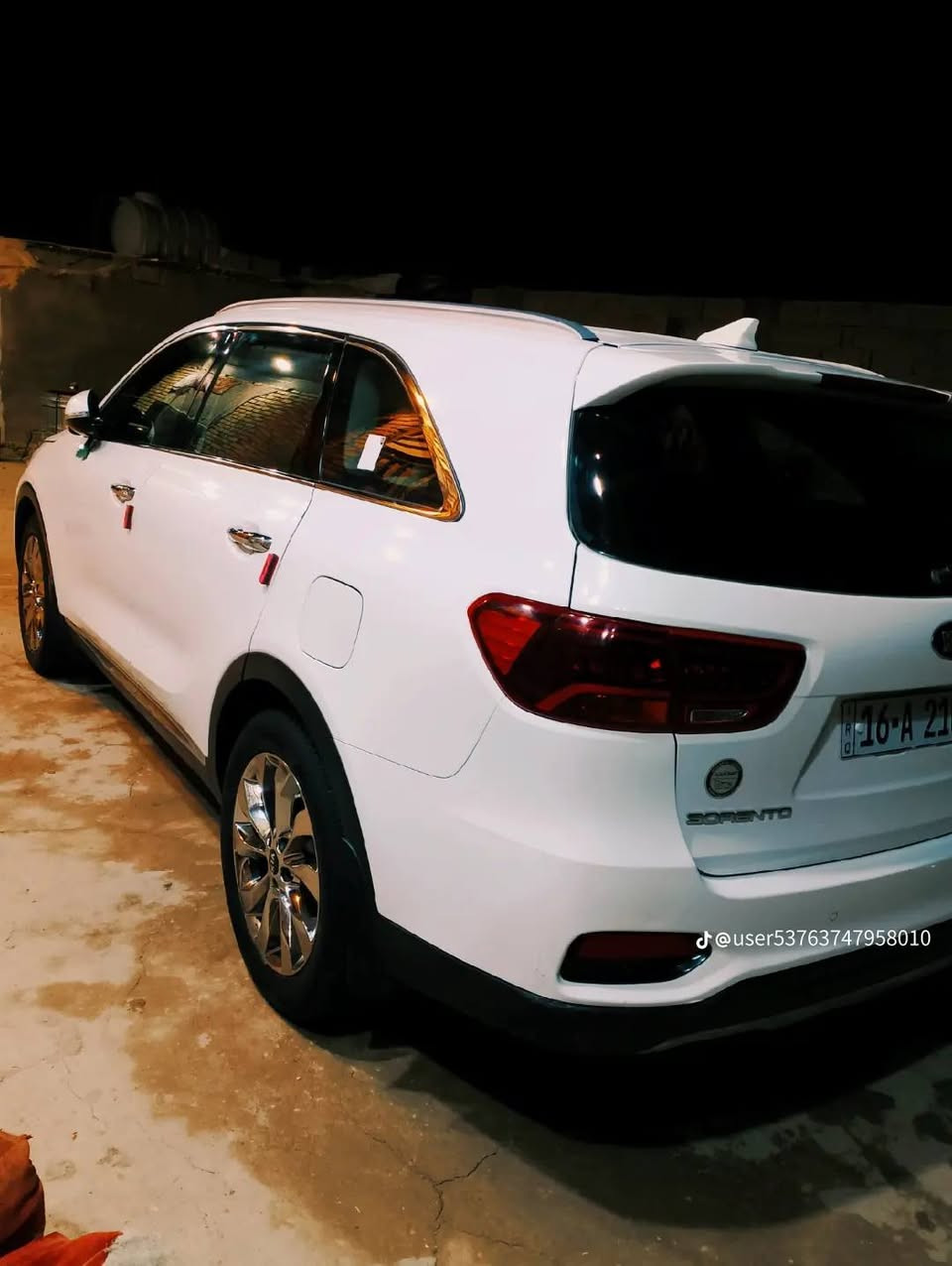 السلام عليكم للبيع
كيا سورنتو موديل 2020 

🔥 مواصفات 🔥 
خليجي 
6 سلندر
بصمه تشغيل 
كشنات جلد 
كشن كهرباءي متحرك 
شاشه كامره دواره 
حساس خلفي امامي
تحكم استيرن جهتين 
مري شفط 
اشاير بالمري 
جنطه كهرباء
 لايت لد زنون 
دبل شباك
 7 راكب 
3قطع تبريد 
سيارة كفالة عامة 
رقم قادسيه مداور ثاني يوم 
سياره جديده وجاهزه مكينه وكير وتايرات وتبريد
الاستفسار 

***********
