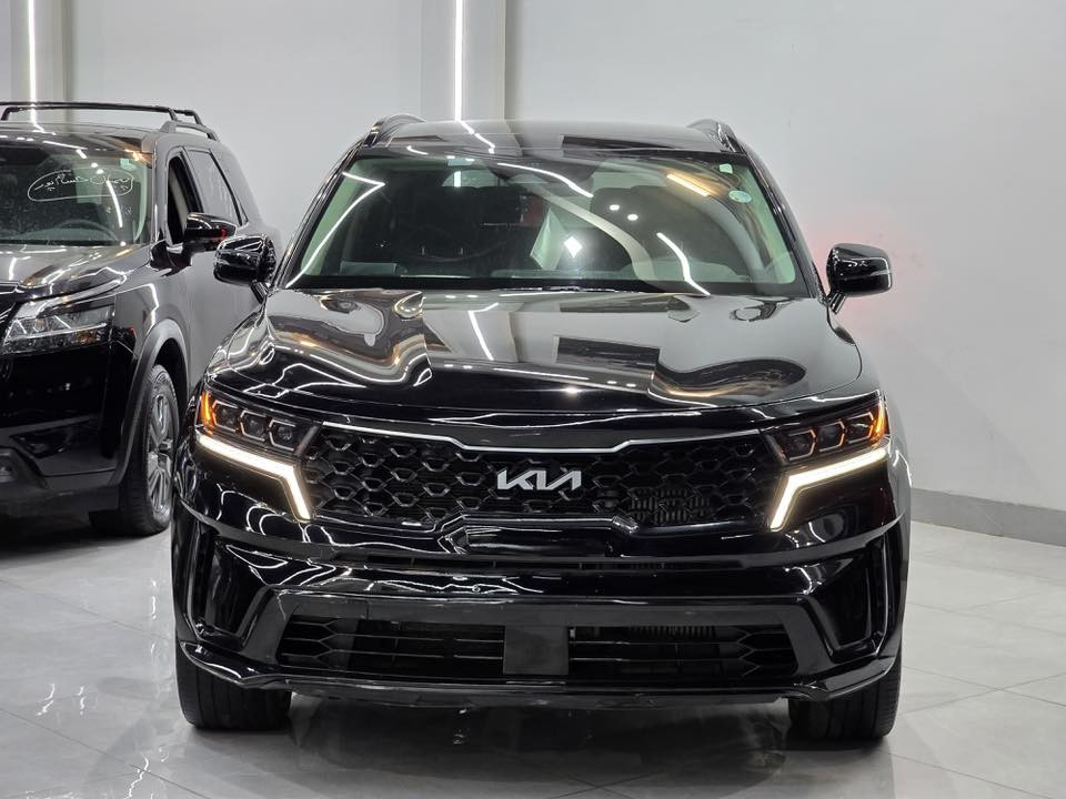 كيا سورينتو - Kia Sorento

الموديل: 2023
المسافة المقطوعة: 25,000 Mile
المحرك: 2.5L 4 Cylinder Turbo
ناقل الحركة: AT-8
الصناعة: امريكية
اللون: اسود
رقم السيارة: كاتي شمالي
عدد المقاعد: 7 VIP

🔸 المواصفات: SX

سقف پانورامي - مقاعد جلد - مقاعد كهرباء وتدفئة - صندوق شفط - حساسات - كامرة خلفية - شاشة كبيرة - تحكمات ستيرن - وضعيات قيادة - مثبت سرعة - مانع اصطدام امامي وخلفي

🔺 الضرر: باب خلفي مبدل بلادي
جاملغ امامي مبدل سرقة (بدون حادث)

-السعر: 23,200$

📍العنوان: اربيل. شركة باب المرزوق
شارع ١٠٠، قرب مصنع الببسي

للتواصل واتساب او عبر الخط:
***********-☎️
***********-☎️

