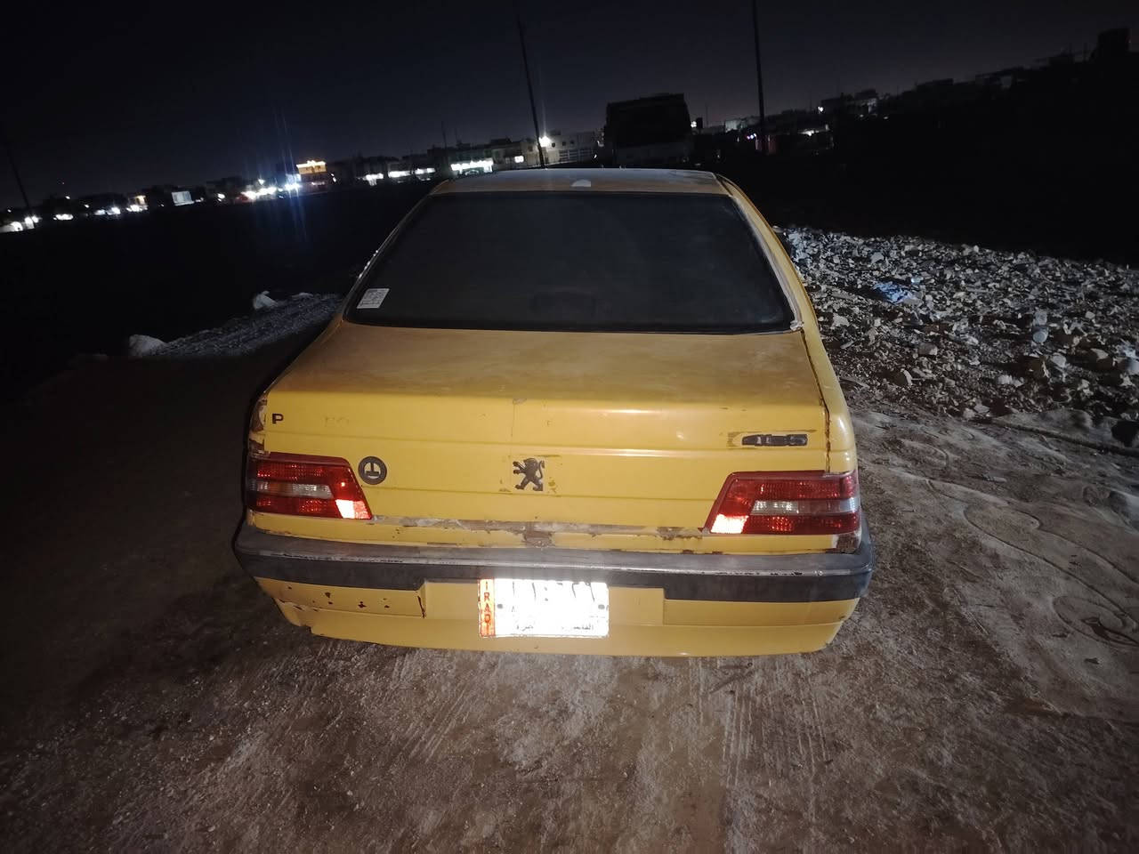 ***********مكينه كير في فتي تخم تاير تبريد ثلج دوخل جلد شاشه حداديه زينه بس راعيها رقمه راح مني سنويه صاقطه صار سنه وشوف عينك لا تكلي شبيها كلشي مابيها جهزه كل جمعه اطلع نجف كربلاءخير من الله سياره
