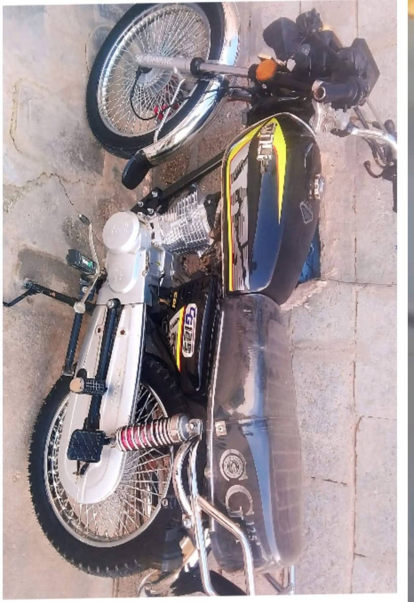 السلام عليكم دراجة 4كير دراجة مكفولة محرك شلعة اومعدل ما مفتوح بي برغي دراجة كلشي ابلا  اوشغال موديل 24 المكان واسط عزيزية السعر 700 الاستفسار أكثر على الرقم***********
