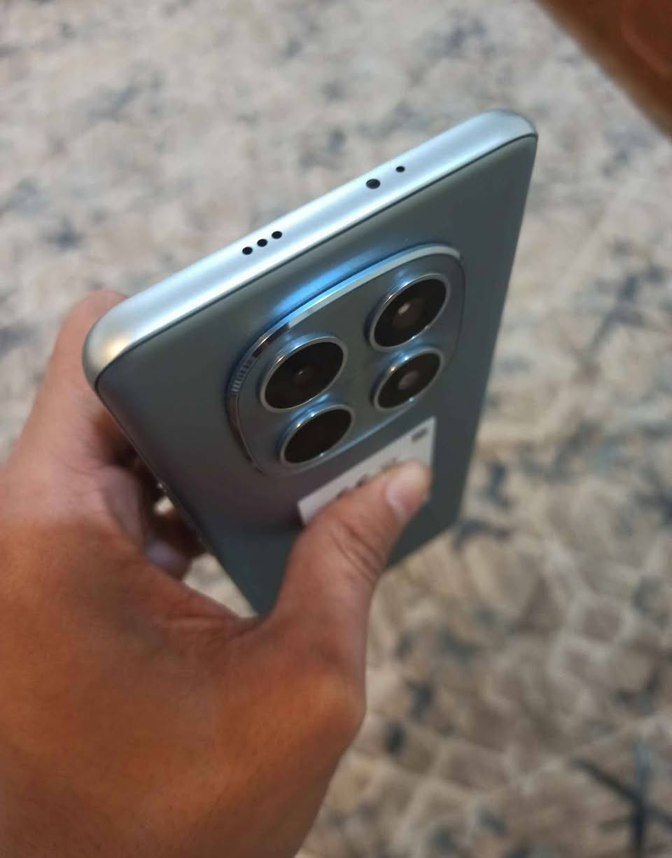 ريدمي نوت15 مستخدم ايام شرط شخط مابي 100/100ملحقات كاملة ذاكره256/16 شاشه منحنية الاطراف سعره🔥(270وبي مجال)شاشةمنحنية 1/5كي عاليه الدقه 120هرتز بطارية 6000وشحن سريع 67واط بلعلبه كامرات108احترافية وصوت ستريو ومقاوم للماء lp64 مكاني نجف ورقمي ‏‪***********‬‏
