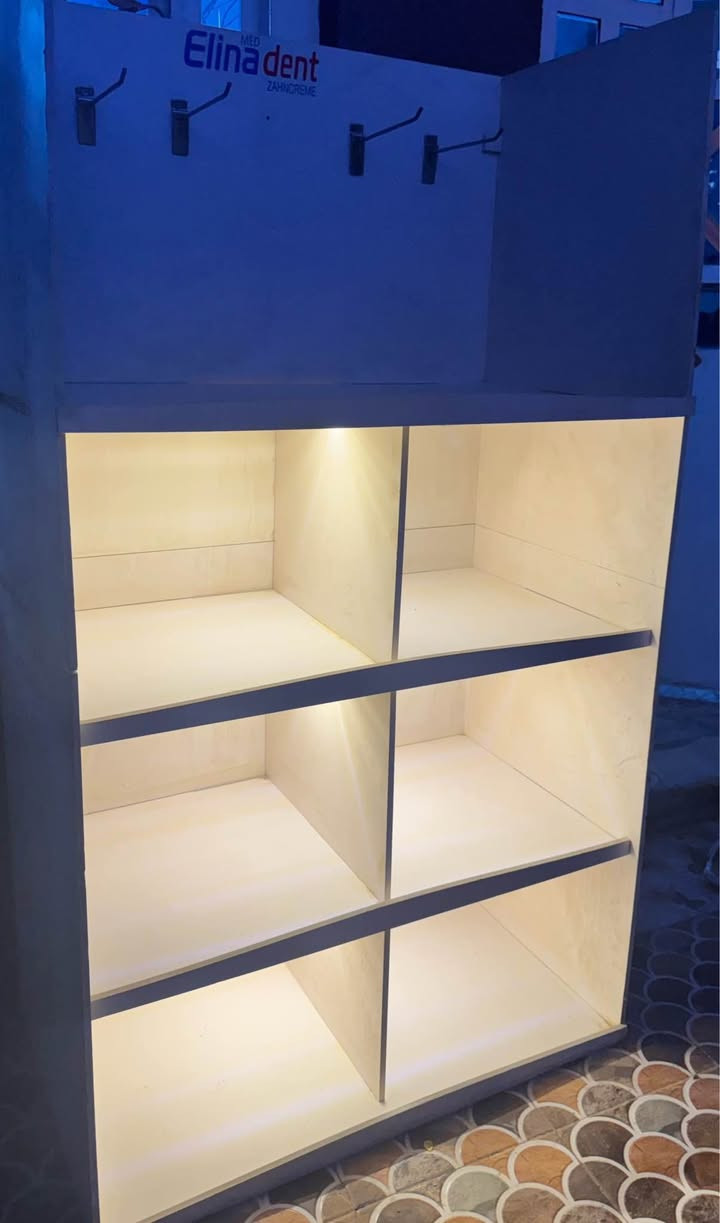 ‎ميز (عارضه)رفوف/بسعر مناسب جدا ب30الف‎ Singapore


**إذا كنت صاحب هذا الإعلان وتريد حذفه لأي سبب، رجاءا أرسل رسالة إلى الدعم الفني**