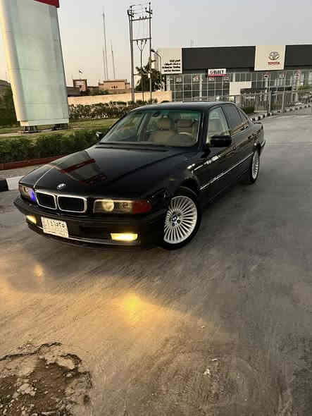 سلام عليكم BMW مديل ١٩٩٦ كاسحه حجم ٧٤٤ اصل
محرك وكير على الشرط
‏حداديه نضيفه 
بدون ضربه صبغ فقط 
السعر ٩٠ بيه محال
رقم المبايل ***********
