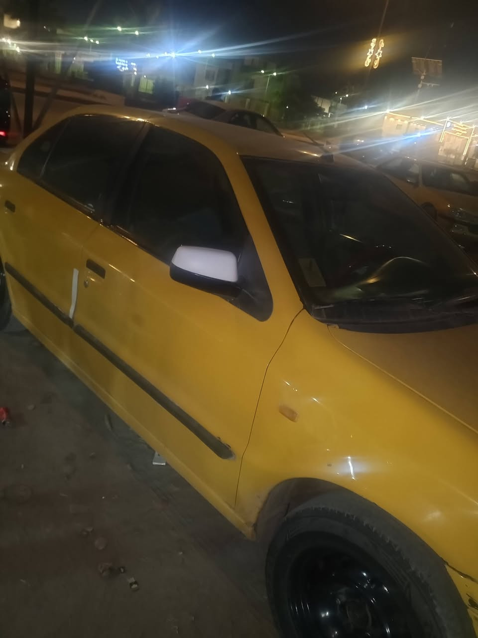 سلام عليكم سمنت موديل 11سياره جهزه سنويه 28هيه مرور مصفره رقم بغداد *********** 
سعر 30 بيه مجال
