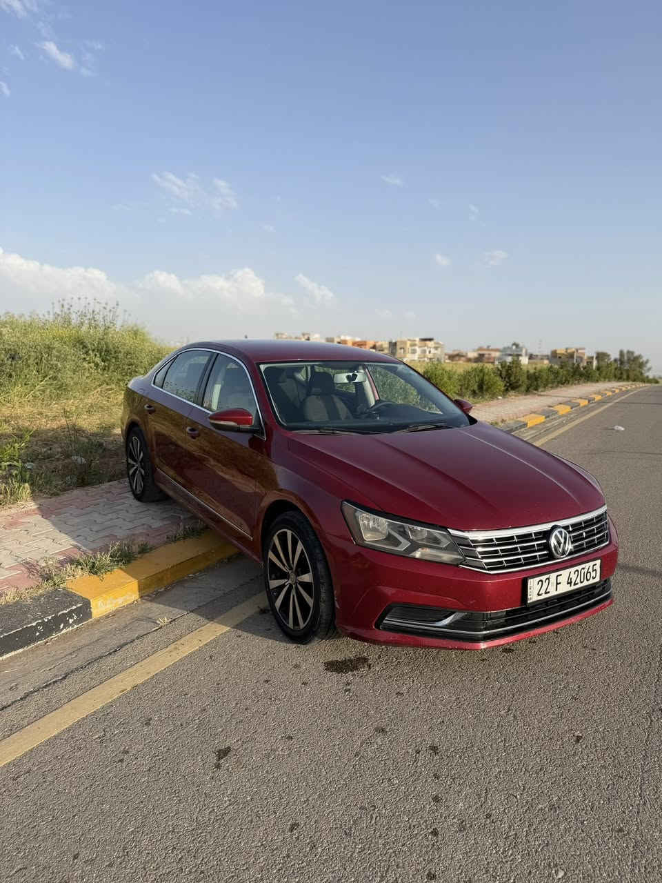 سلام وعليكم 
فولك اسواجن باسات موديل 2016
فئت tsi
محرك1.8 توربو 
ضرره فقط بنيد بدون دواخل 
السعر ع هاذا الرقم التلفون اتصل او تدلل 
***********
رقم الواتساب ***********
السيارا مكانه موصل تلكيف
