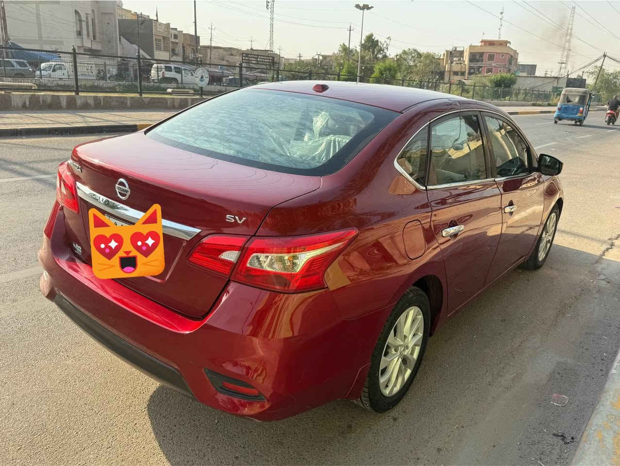 السلام عليكم
نيسان سنترا امريكي
بصمة كامرة كبيرة تحكم ستيرن نظام سبورت وايكو مكينة ١٨٠٠ ويل كب 
موديل ٢٠١٩ ماروني 
رقم بغداد بسمي 
تبديل بنيد وجاملغ امامي 
كير مكينة صدر كهربائيات مكفولة
السيارة بيها ملاحظات بسيطة
*********** للاستفسار اكثر
