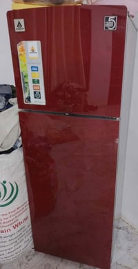 للبيع للتواصل واتساب 07812384470   ثلاجة ألماتين (Al-Mateen)  بحالة مم...
