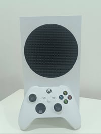 Xbox Series S • ٥٠٠GB • ما مفتوح