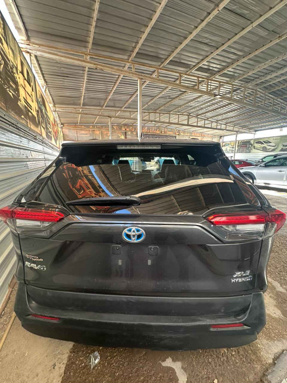 السلام عليكم للبيع رافور2024XLeفول فتحه رادارات جانبي خلفي امامي كشنات كهرباء حادثه جالغين الاماميات مبدلات ومصبوغات والغد جهت سايق مبدل نفس الون ايرباك ستيرن وراجع سستم وهنا بل عراق صار بيه حادث الباب الخلفي سعر 165 ستفسار *********** ما متواجد عل فيس
