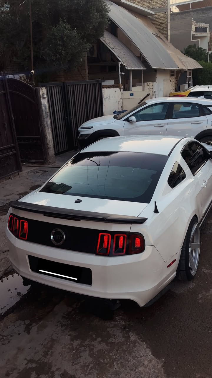 موستنك gt 2013 بريميوم فول
عليهه هدرز لونك امريكان ريسنك
وعليهه شوته AIRAID
حشوه المكينه مزوده
عليهه برمجه
السياره فول هوائيات 
السياره شتريتهه حزام بس هيه مو 
حزام بيهه قطع
غرفتهه جلد جديده كلش
تخم تاير جديد بلجيس
وياله فويسن 20
صدر امامي خلفي جديد
السياره نقصهه تبريد شتريتهه كلي منقصه غاز ومافحصت على حطتهه 
رقم بغداد الجديد
هزه وسنويه جديدات 
هزه بعد 9 اشهر يله تسقط والسنويه 2032
سعرهه 128
مكان السياره بغداد اليرموك ***********
