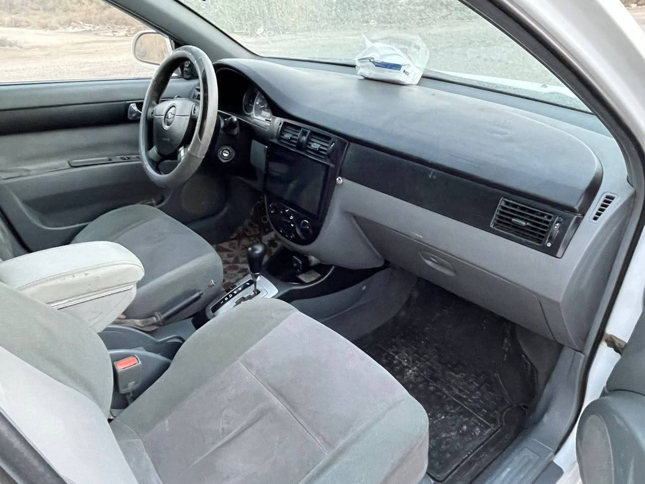 سلام عليكم 
اوبترا للبيع موديل 2011 
رقم ذي قار 
كير مكينه حداديه كهربائيات كفاله 
سنويه ل2027
تخم تاير جديد سياره جاهزه من جميع النواحي 
البدي تبديل جاملغ امامي
السعر 78 اوبيها مجال لشراي  
مكان السيارة ناصريه مركز 
الشراي يتصل ***********
