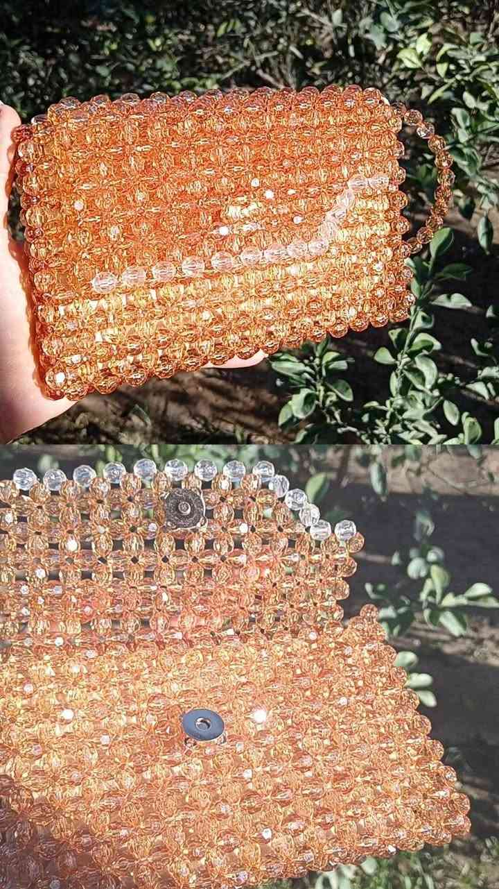 تفاصيل صغيرة تصنع اناقه كبيره 
من هدايا عيد معلم نفذت حسب الطلب 
يوجد توصيل لجميع محافظات العراق وداخل هيت


**إذا كنت صاحب هذا الإعلان وتريد حذفه لأي سبب، رجاءا أرسل رسالة إلى الدعم الفني**