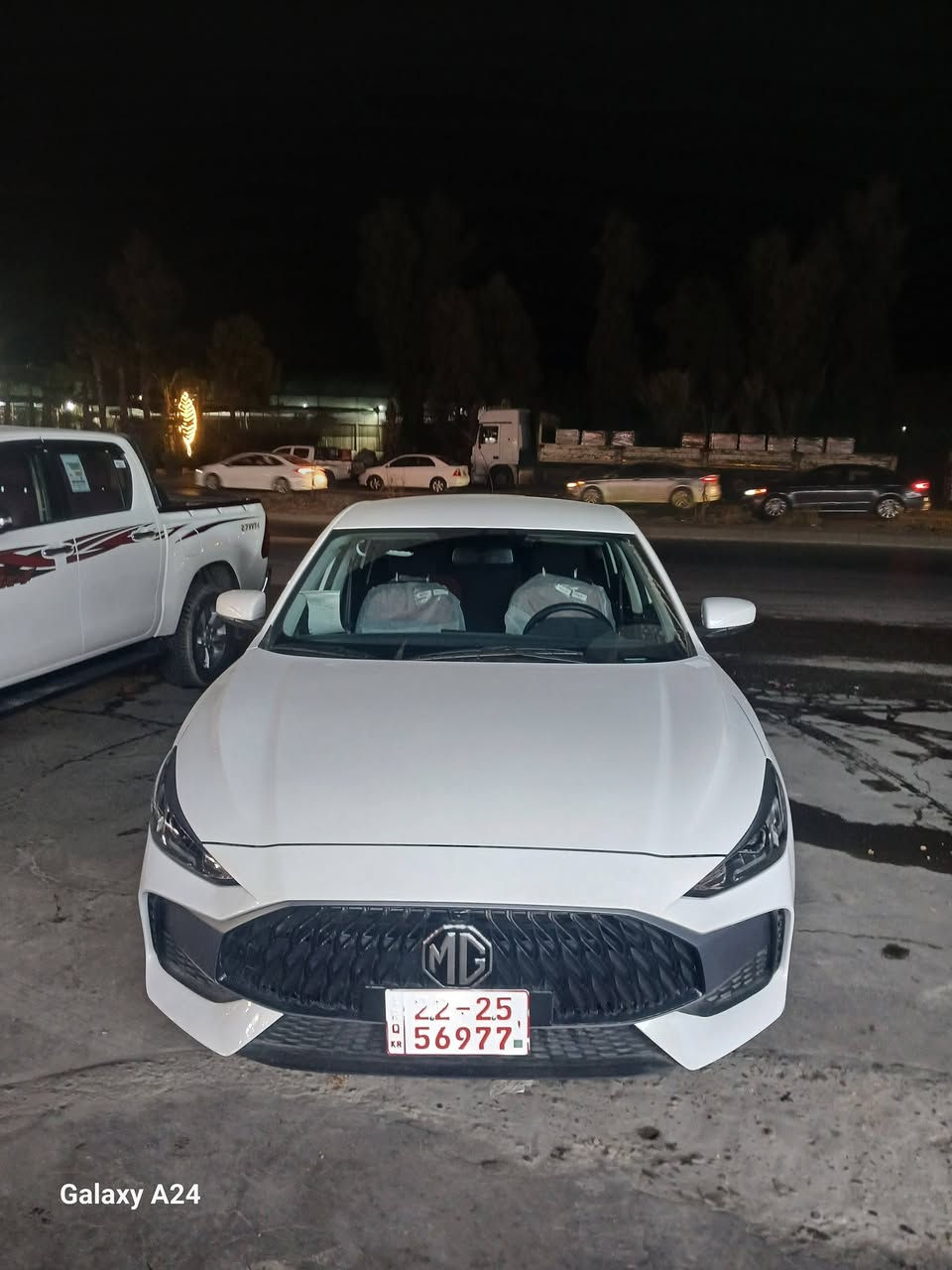 ........ سڵاوی خواتان لێبێت 
جیتی گێڕ عادی مۆدێل 2025 ، بەسەنەویش هەر جیتیە ، تەنها 900 کیلۆمەتر ڕۆشتووە ، مانگێکه ڕەقەم کراوە ، سەنەوی بەناوی خۆمەوەیە تا 2031 ، گێڕ و مەکینە و تحویل و غەرامەی بەشەرت ، بێ بۆیاخ و سارد و شوخت تەنها یەک چاڵی بچووکی هەیە ، ڕەسمی سۆنەرەکەیم داناوە دوێنێ سۆنەرم بۆ کردووە ، سعری کۆتایی 104 گەڵا 
برای ئازیزم چاوت ماچ ئەکەم ڕەحمەتی خوات لێبێت ئەگەر مشتەری نیت کۆمێنتی ناشرین مەنووسە و لەکاتی خۆشت و منیش مەگرە ❤❤  ، مشتەری 103 گەڵام هەیە بێمنەت ، بۆیە خوار ئەو سعرە نایفرۆشم 
سیم و واتس ئاپ 13 34 551 0770
ڤایبەر 69 29 192 0751
