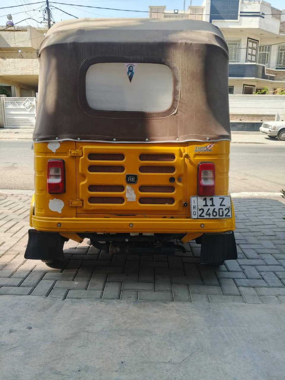 تكتك للبيع موديل عشرين سعر 6400 بغداد الدورة الميكانيك بسمي نضيفه صبغ ما بيها رقمي *********** واحلا من الصوره جاهزه للشغل
