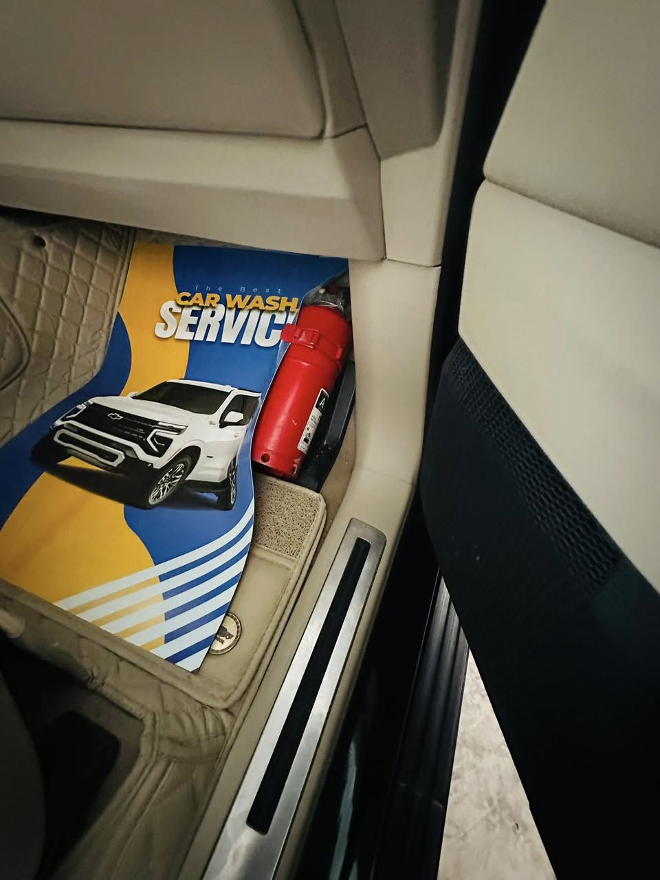 سلام عليكم لأندكروزر ٢٠٢٢GXR
ساز سبعيني تطبيق 
بدون صبغ 
ماشيه ٤٤
مكاني بغداد الكرخ 
***********
