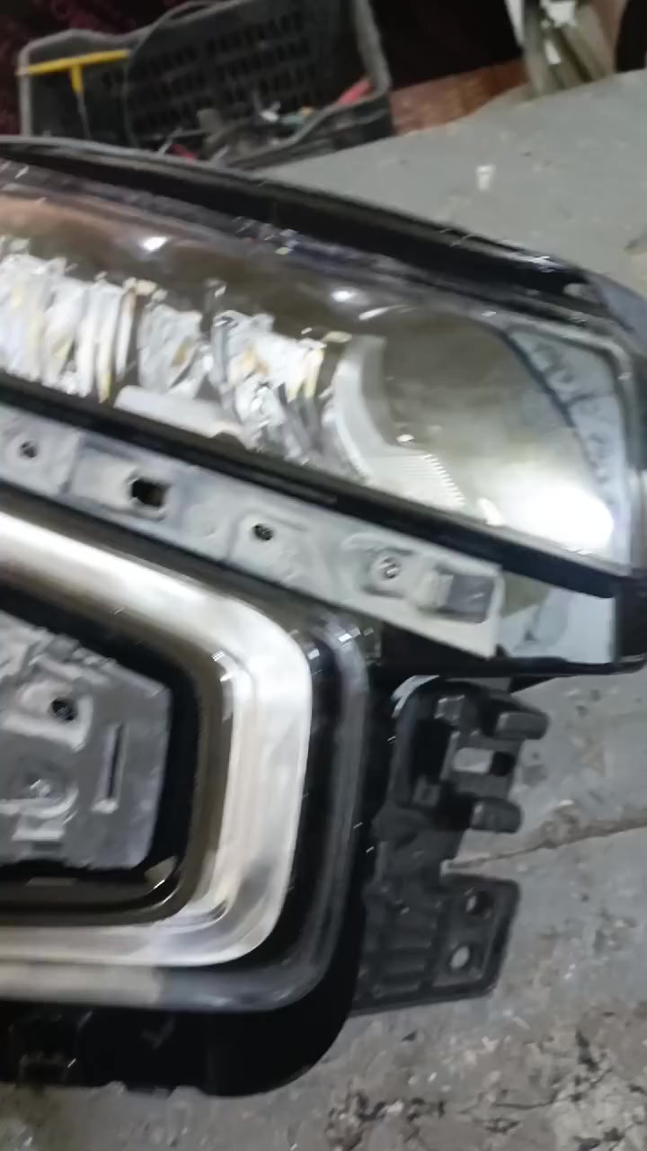 العنوان شارع فلسطين قريب جسر الموال موجود كافت جام لايت الجمسي والشوفر وتصلح كافت لدات والشاره موجود كارات تفصيخ وموجود جديد ***********
