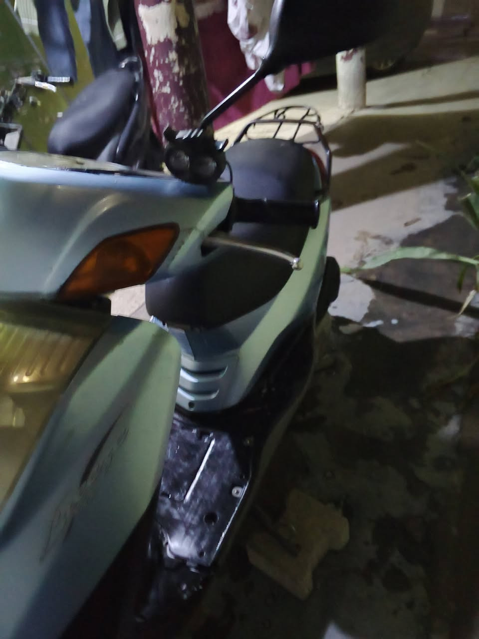 دراجة بريز للبيع مكينة مكفولة دراجة نضيفة كلش الكفرات مختمة بلادية السعر 450 وبيه مجال حك الجية واليجي بي خير ويتدلل عنواني بغداد الجديدة قرب مطعم ديوان الدرويش الرقم *********** للبيع او مراوس ب دراجة ماكس عدلة أو منغولي
