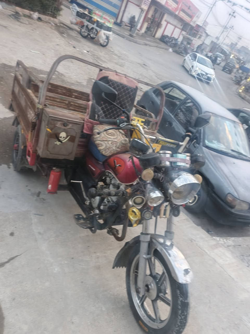 ستوته للبيع موديل 2018 . محرك 2021 مامفتوح

بليته بيها ستوته نشاط فول مال رزق 

سعرها 950 .. يرهم مراوس حسب الاتفاق وتحياتي للجميع

***********
